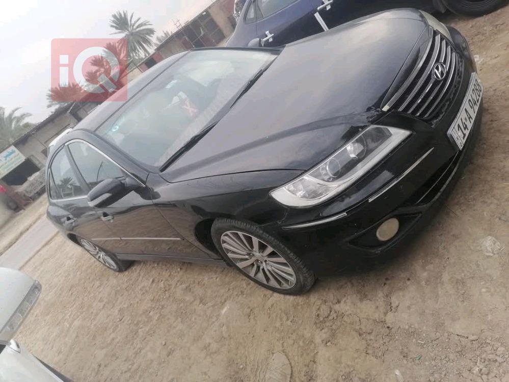 هیۆندای ازێرا